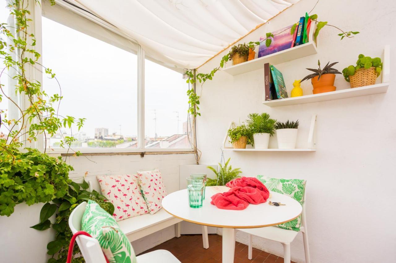 Duomo Views, Light, Jungle-Inspired Studio With Terrace ミラノ エクステリア 写真